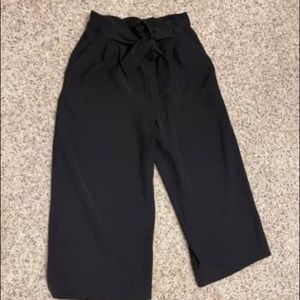 Lululemon Cropped Black Noir Pants